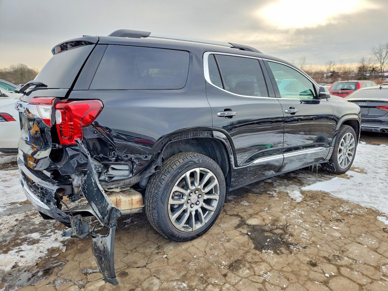 Автомобіль GMC ACADIA DENALI 2022 | GrandCar Автомобіль GMC ACADIA DENALI 2022 | GrandCar