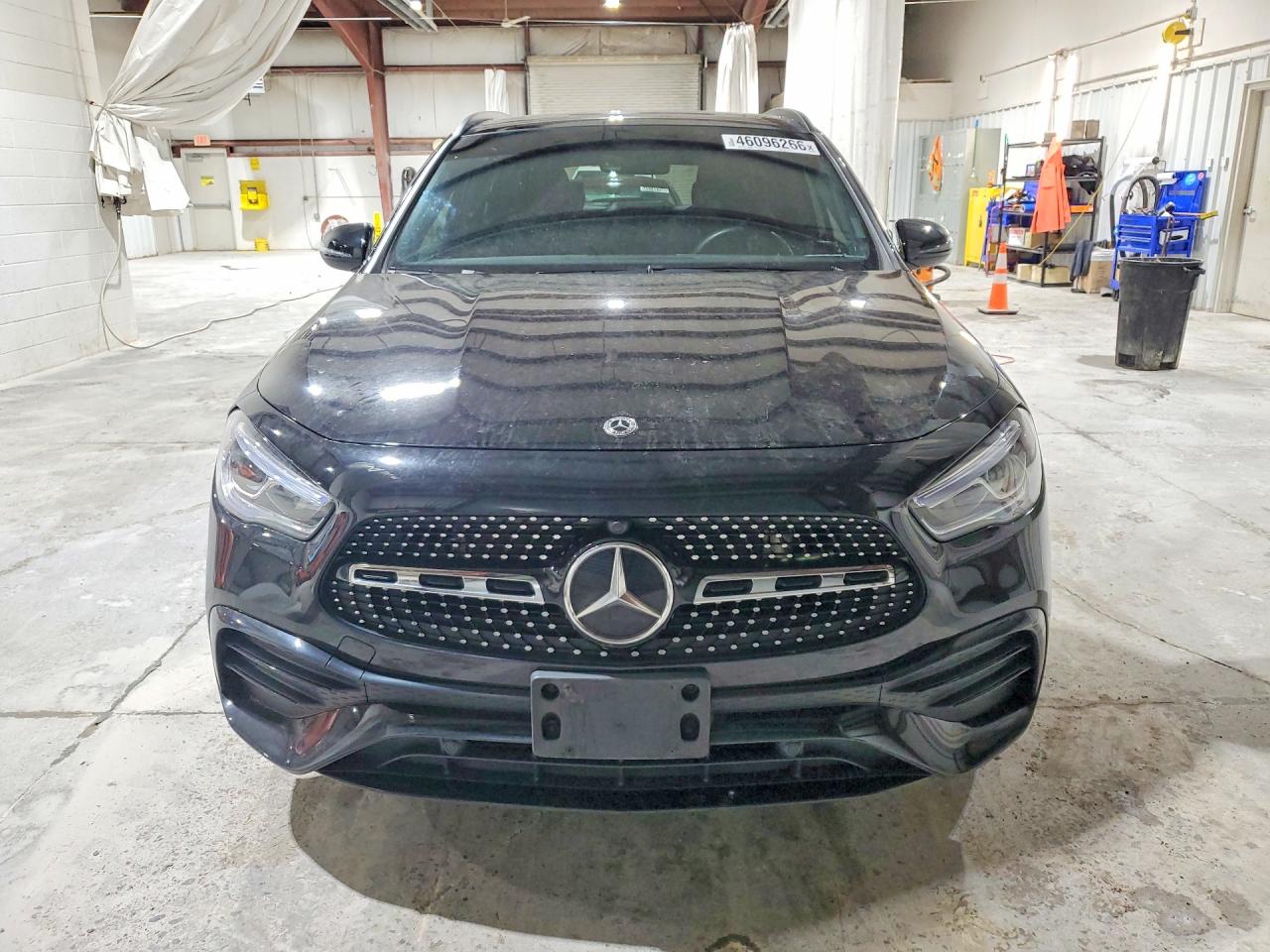 Автомобиль MERCEDES-BENZ GLA 250 4MATIC 2021 | GrandCar Автомобиль MERCEDES-BENZ GLA 250 4MATIC 2021 | GrandCar