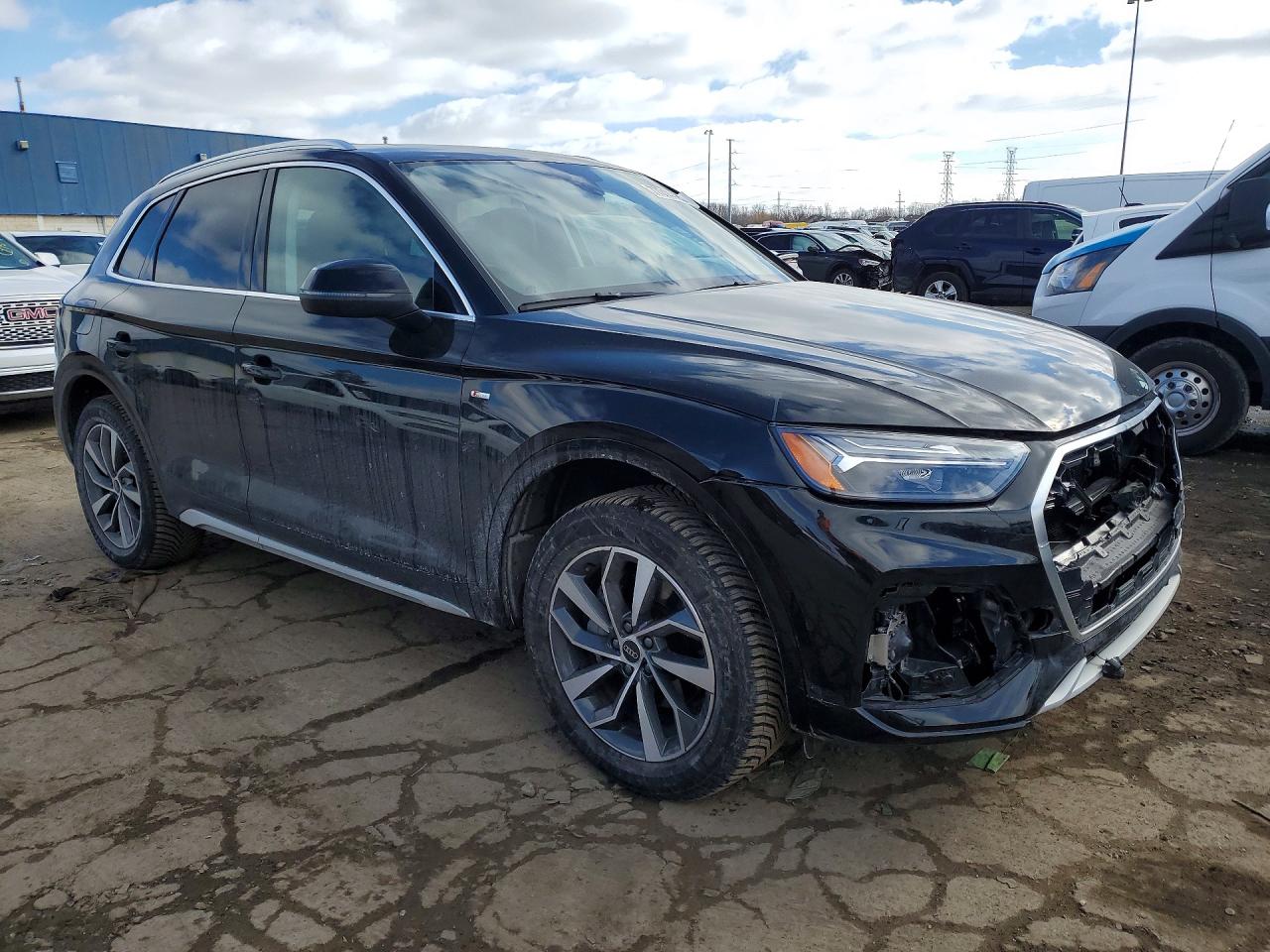 Автомобіль AUDI Q5 PREMIUM PLUS 45 2024 | GrandCar Автомобіль AUDI Q5 PREMIUM PLUS 45 2024 | GrandCar