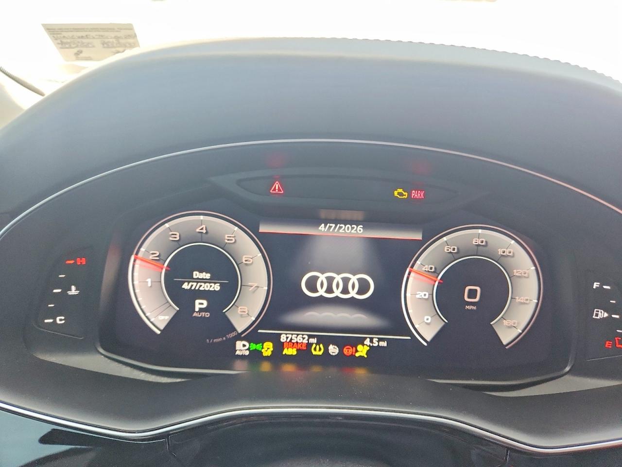 Автомобіль AUDI Q8 PRESTIGE 2019 | GrandCar Автомобіль AUDI Q8 PRESTIGE 2019 | GrandCar