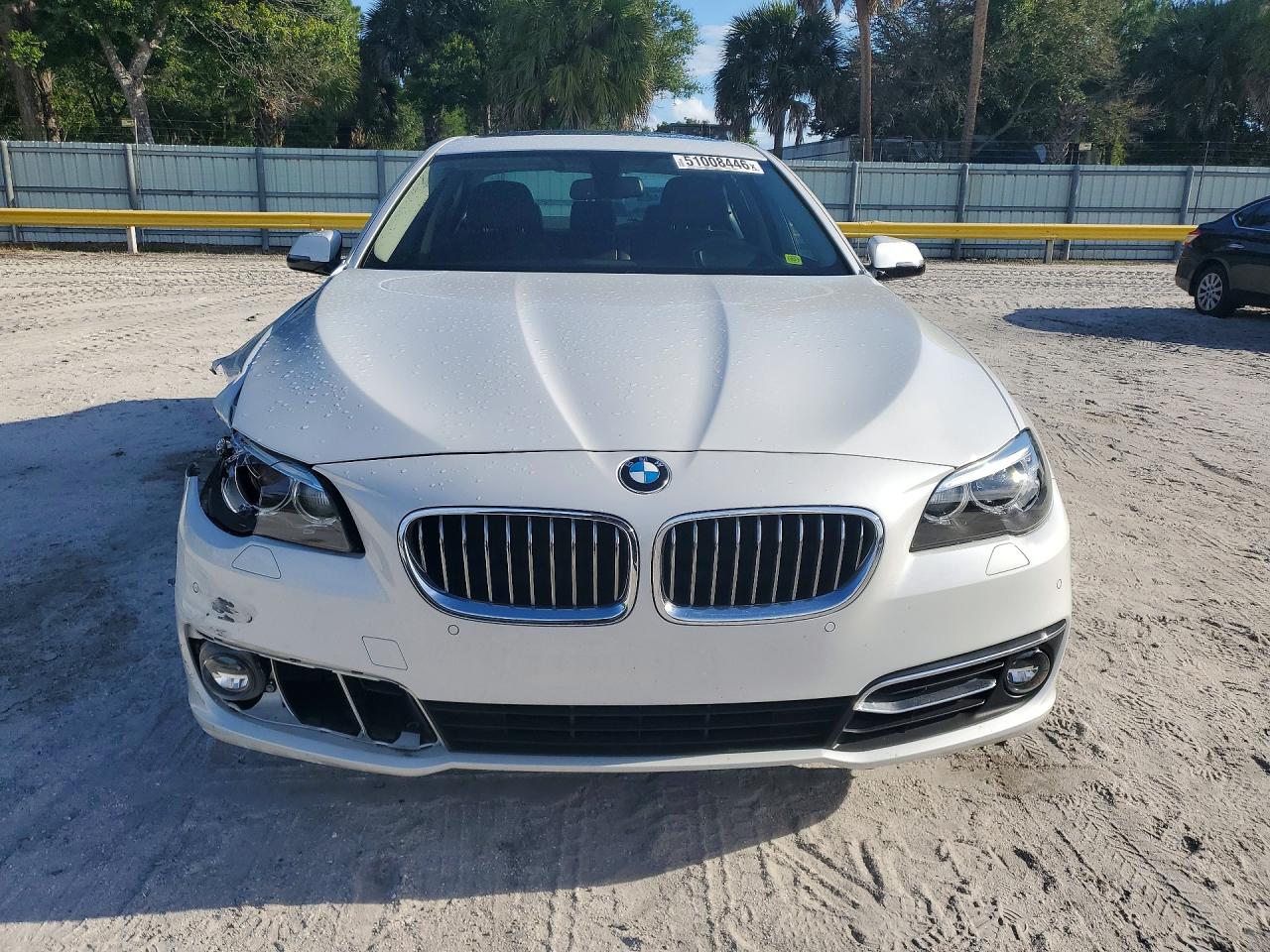 Автомобіль BMW 528 I 2016 | GrandCar Автомобіль BMW 528 I 2016 | GrandCar