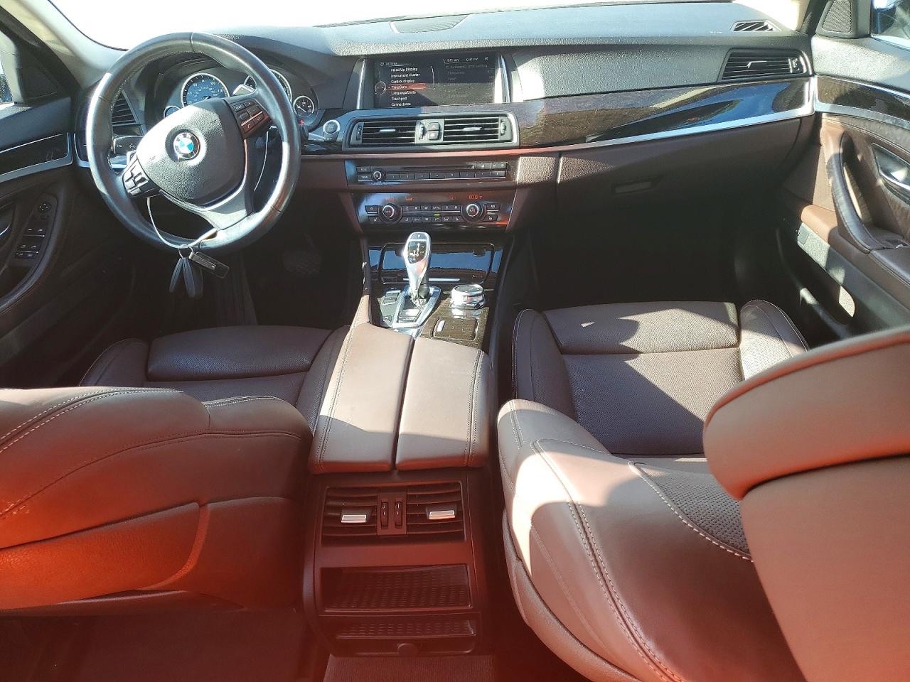 Автомобіль BMW 528 I 2016 | GrandCar Автомобіль BMW 528 I 2016 | GrandCar