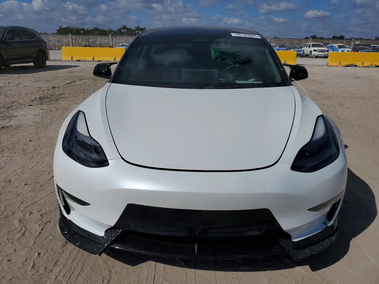 Автомобіль TESLA MODEL 3 2022 | GrandCar Автомобіль TESLA MODEL 3 2022 | GrandCar