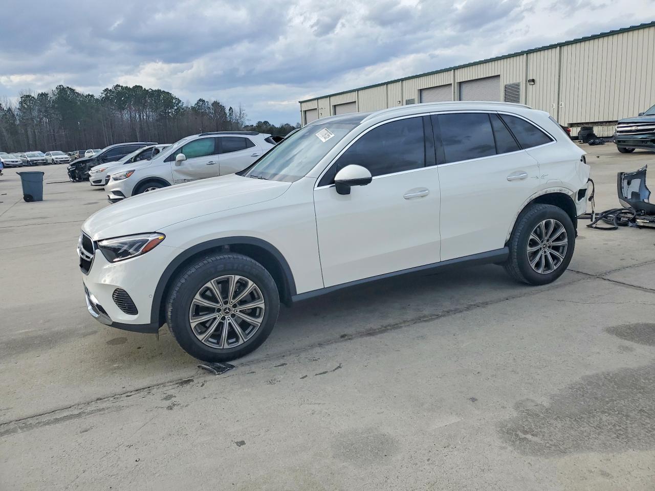 Автомобиль MERCEDES-BENZ GLC 300 2023 | GrandCar